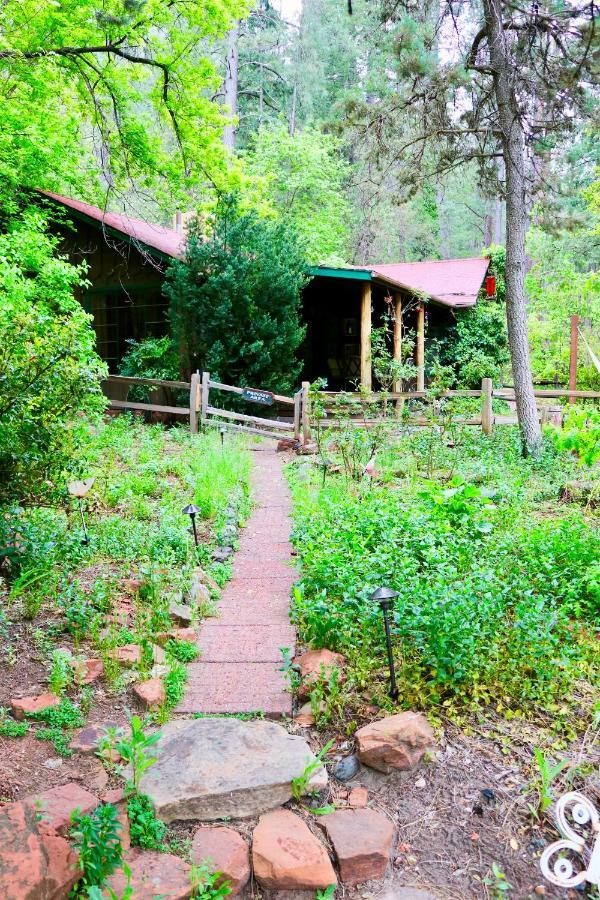 The Butterfly Garden Inn Sedona Exterior photo